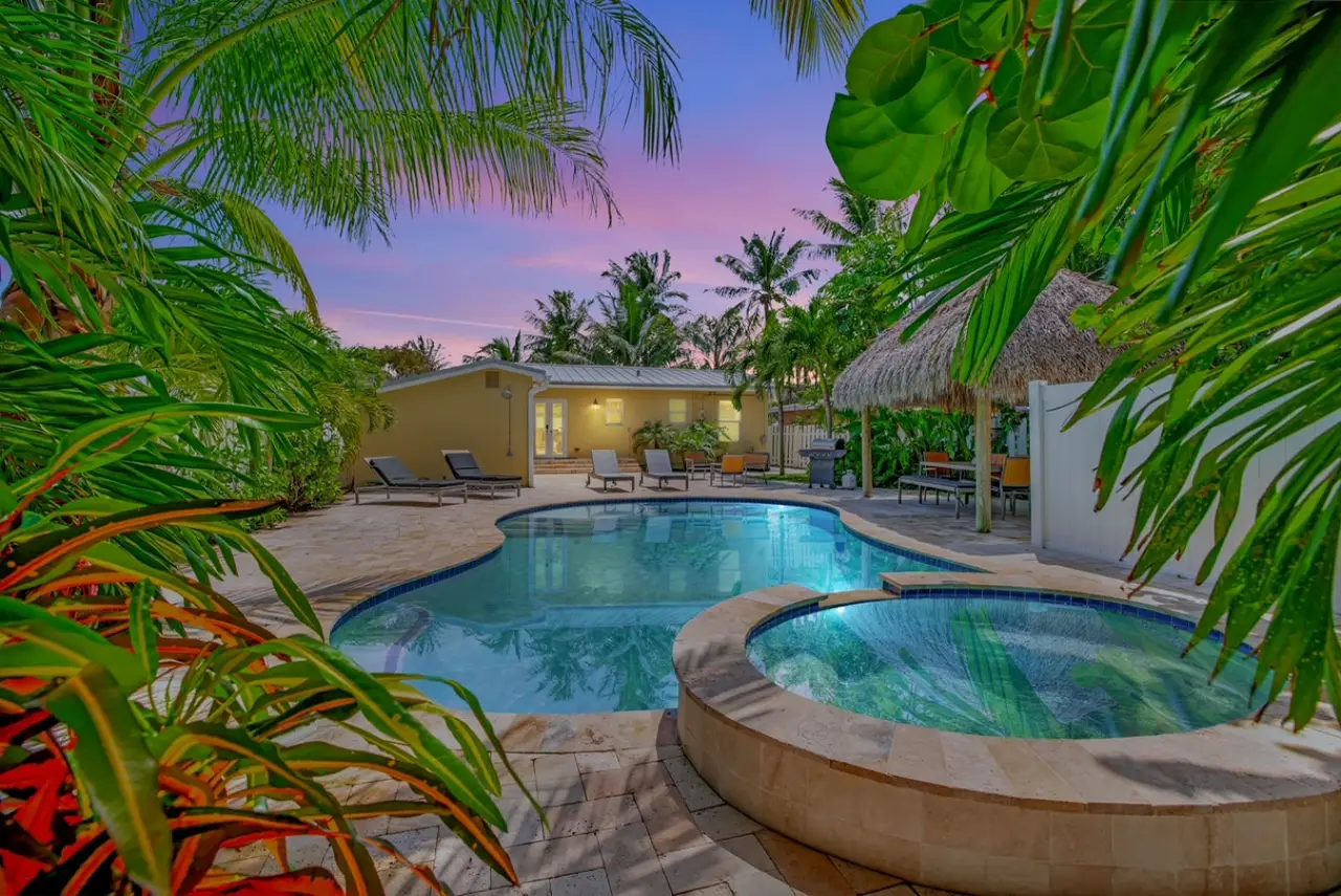 Luxury beachfront house in Fort Lauderdale