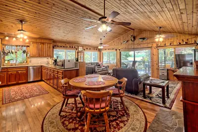 Relaxing retreat property near Tallulah Gorge in Clayton, GA