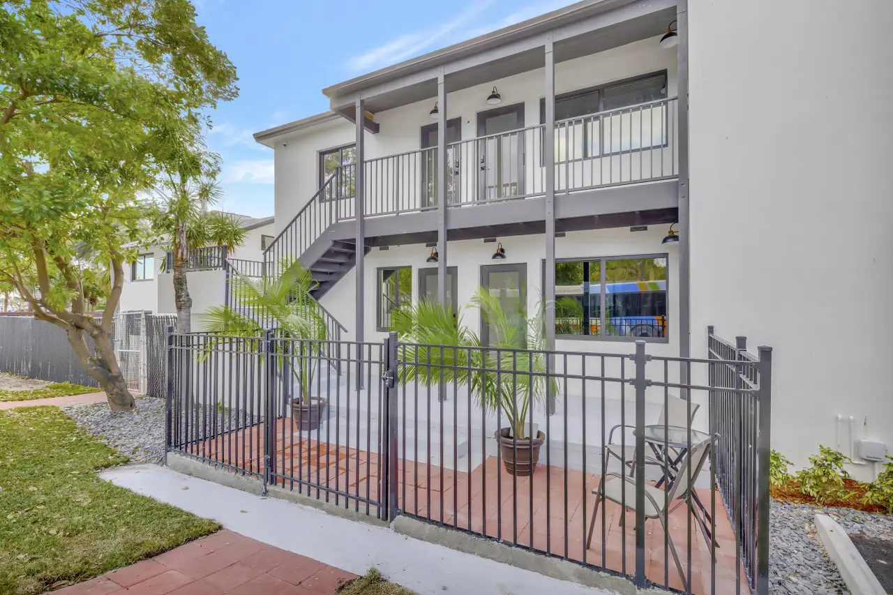 Fort Lauderdale apartment rental with ocean views